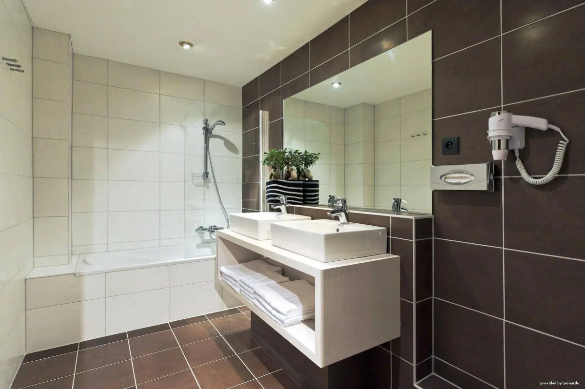 Kaijoo Hotel by HappyCulture