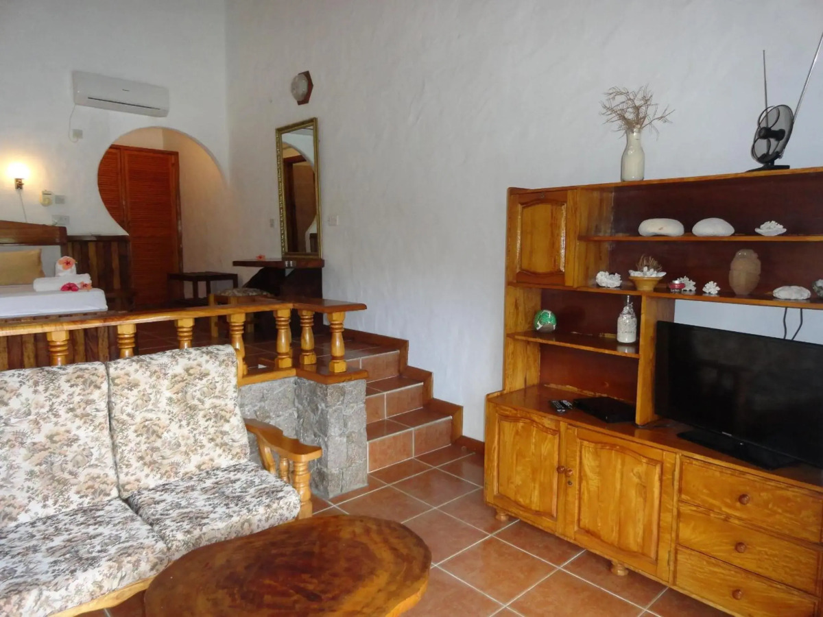 Lazare Picault Hotel