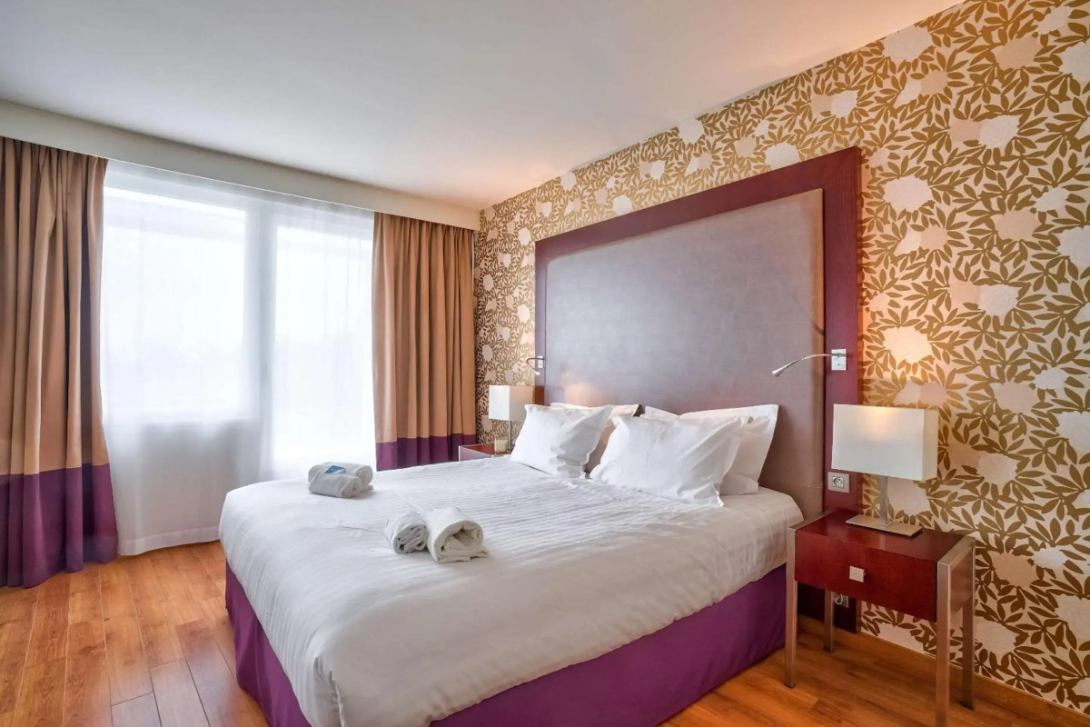 Отель Clarion Paris CDG Airport