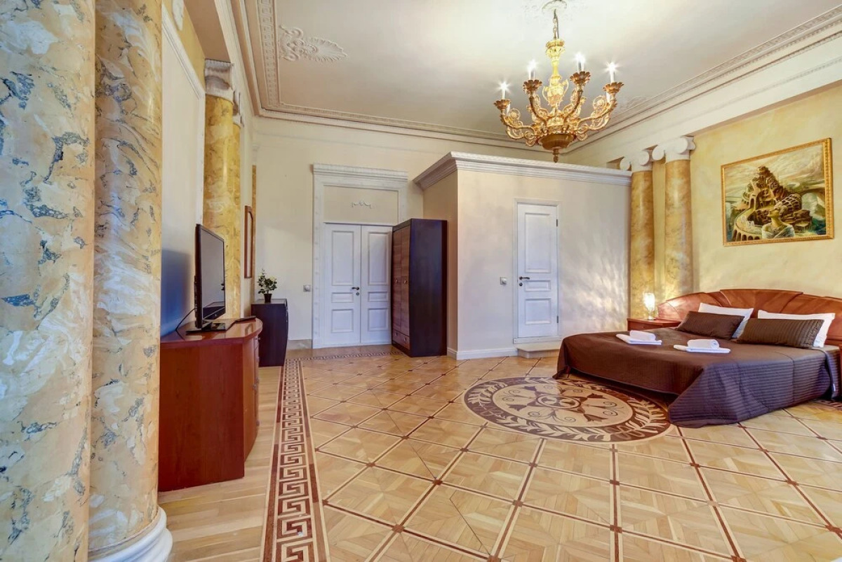 RentalSPb on Kirochnaya