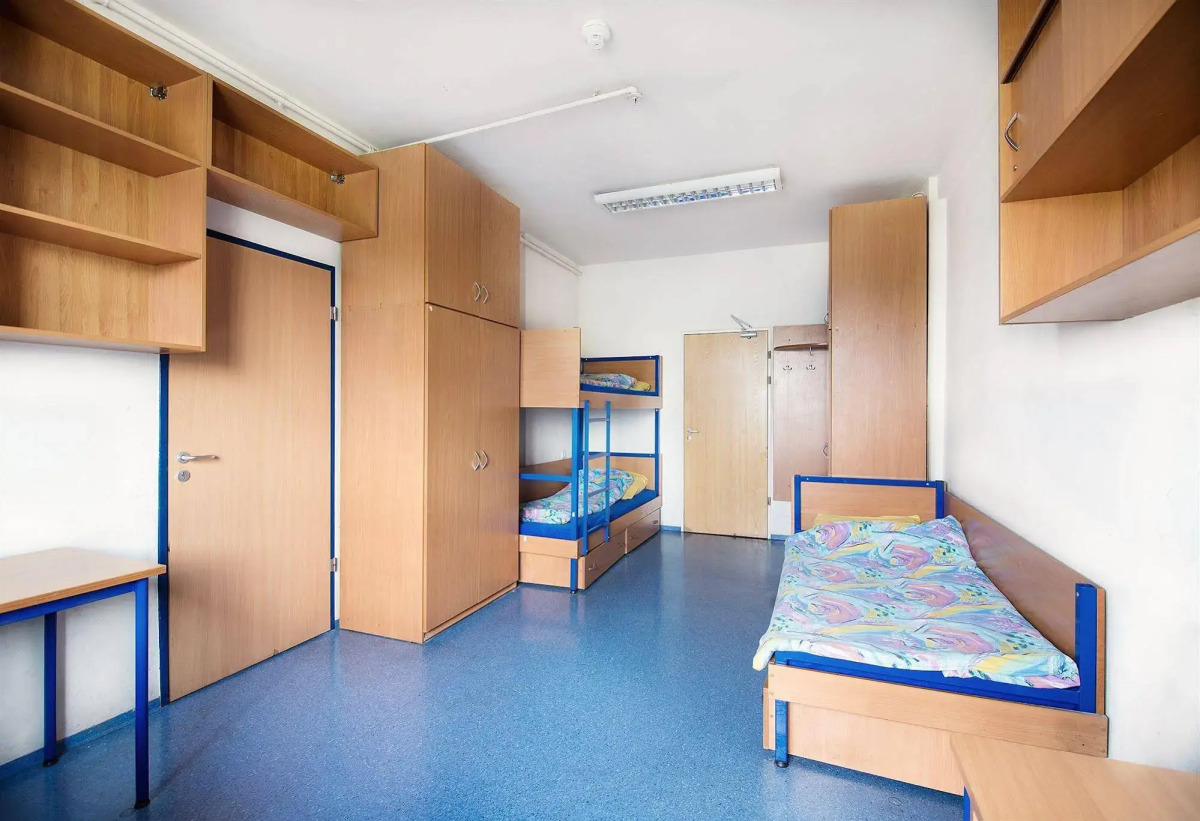 Dizzy Daisy Hostel Riviera