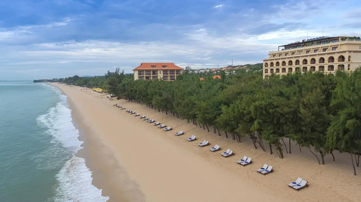 Sunny Beach Resort and Spa