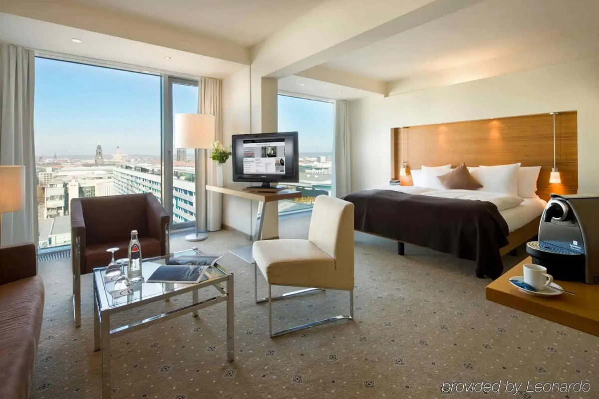 Occidental Dresden Newa