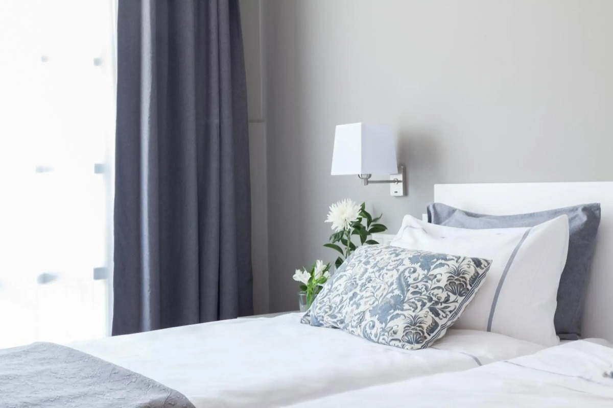 Top High Airport Link Hotel