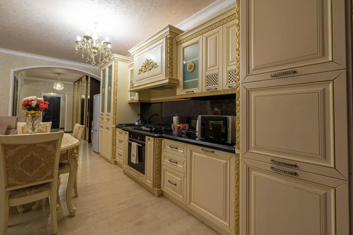 Апартаменты 5 звезд на улице Шамиля Джикаева 5А