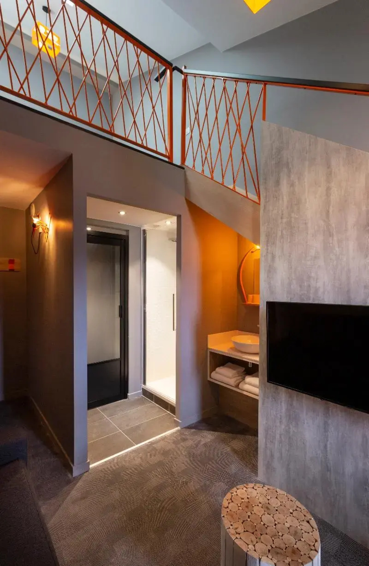 Hotel Base Camp Lodge - Bourg Saint Maurice