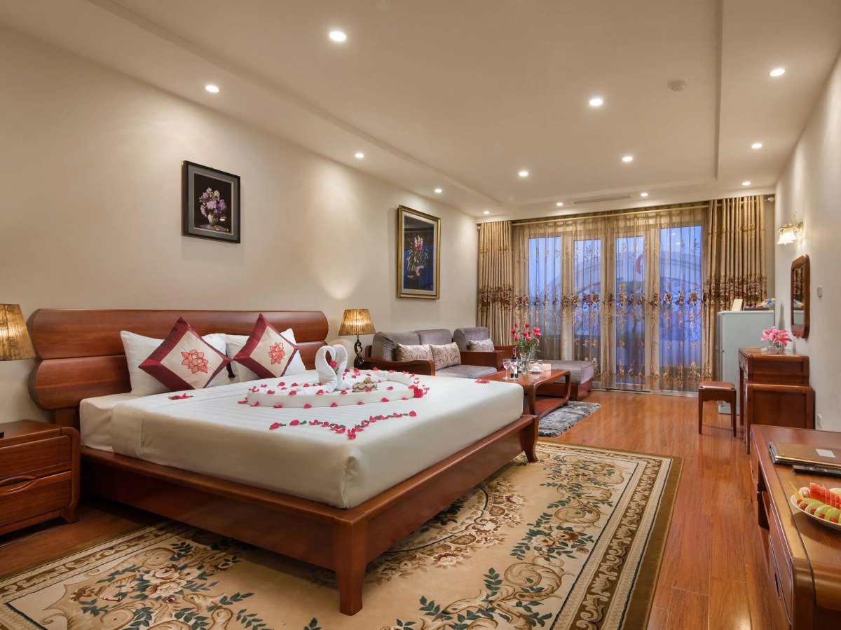 Sq Hang Gai Hotel & Spa