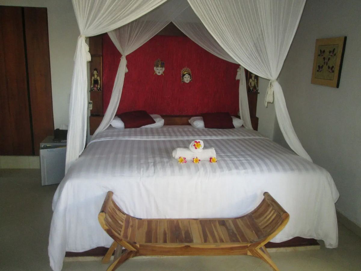 The Tanis Beach Resort Nusa Lembongan