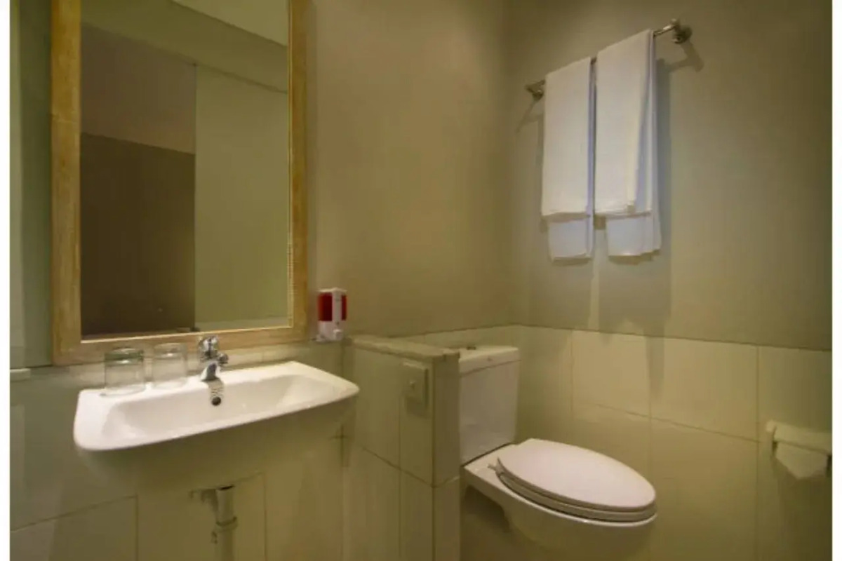 OYO 2854 COZY B&B Seminyak