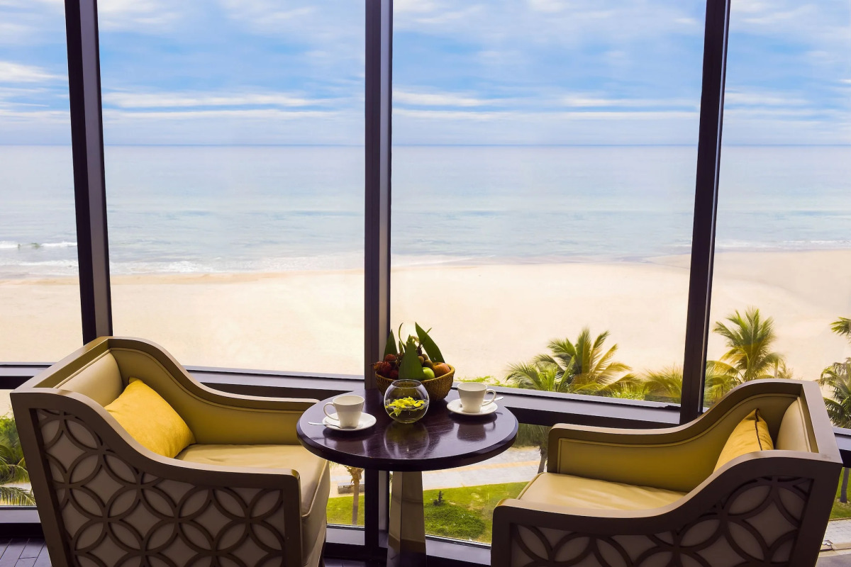 Holiday Beach Hotel Danang