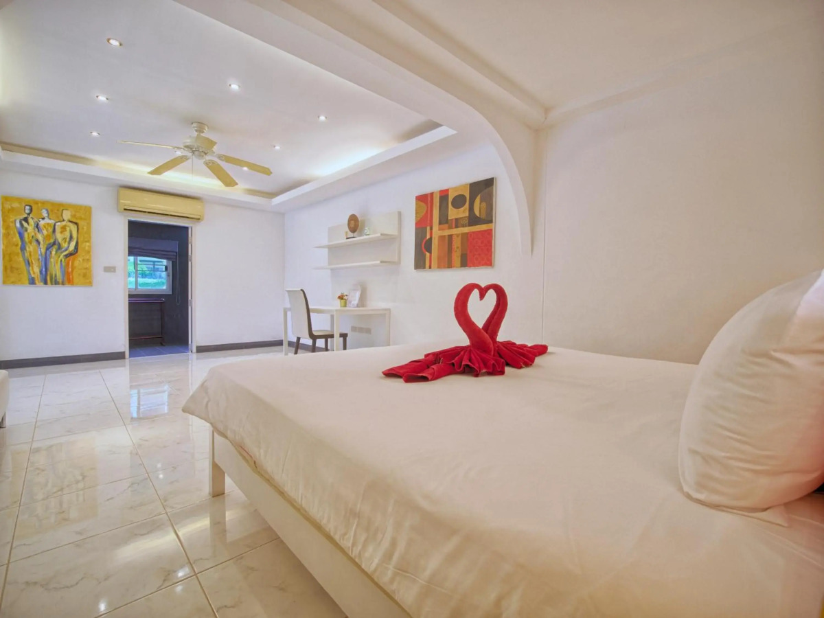 Serenity Lakeside Resort