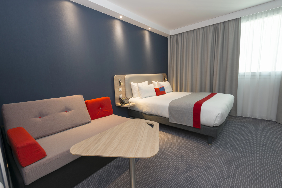 Holiday Inn Express Paris - Velizy by IHG