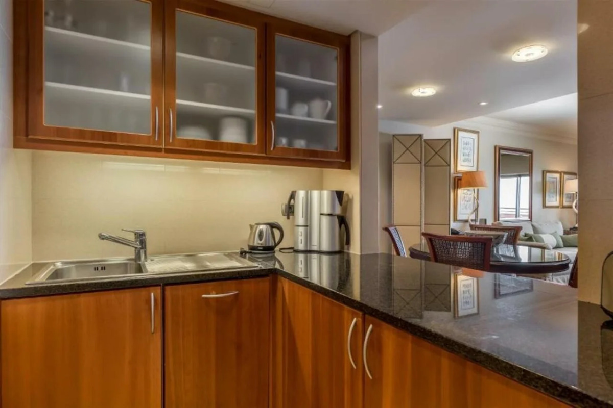 Отель Royal Savoy