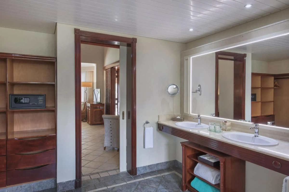 Dinarobin Beachcomber Golf Resort & Spa