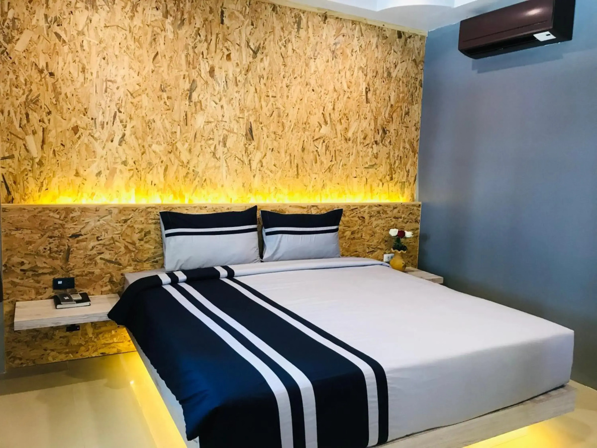 See Through Boutique Resort