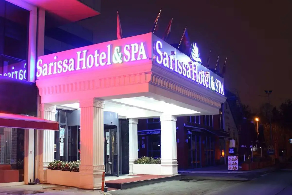 Sarissa Hotel