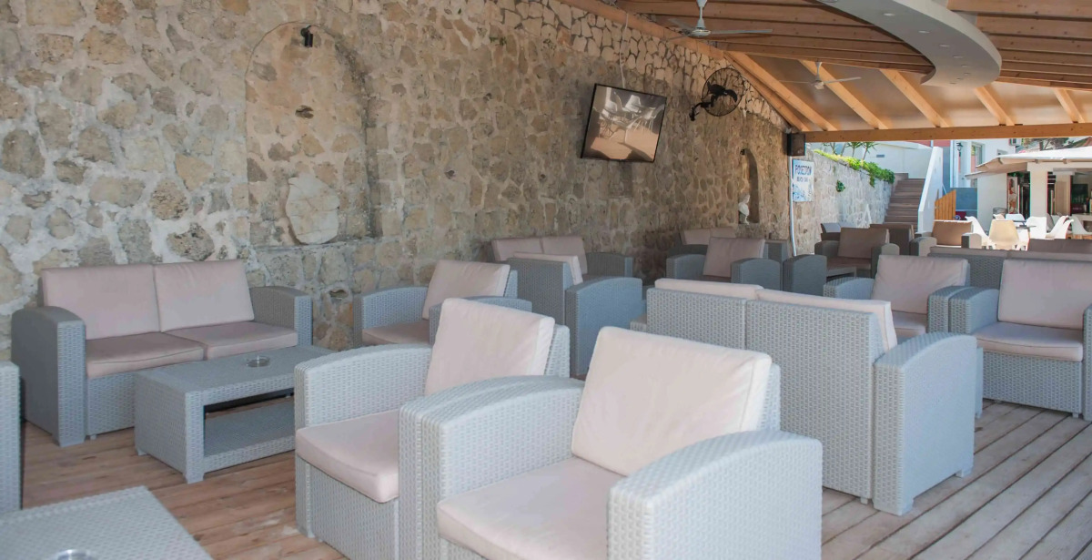 Blue Princess Beach Hotel & Suites