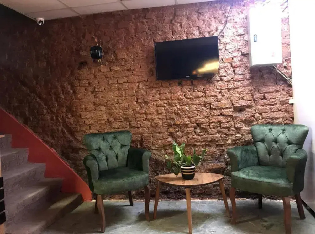 Taksim BrickTown Suite