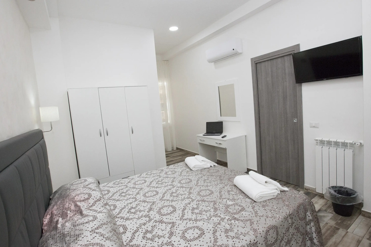 Napoli Garibaldi Square