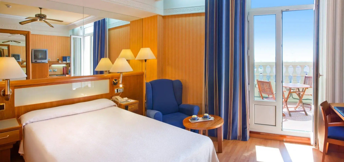 Senator Gran Vía 70 Spa Hotel