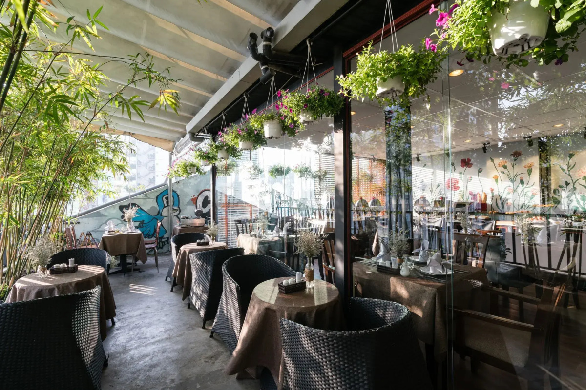 Asian Ruby Center Point Hotel