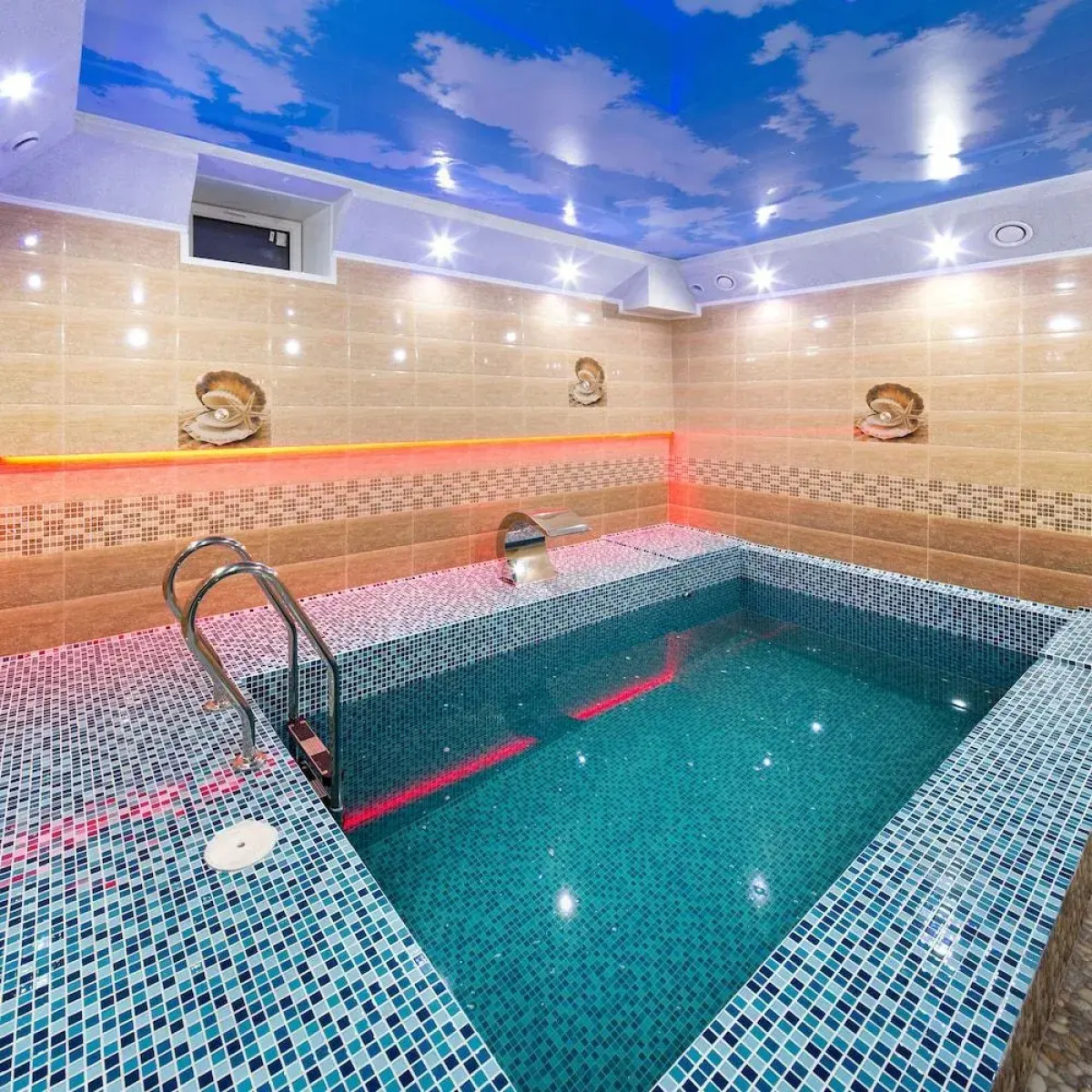 Отель «Элегант»