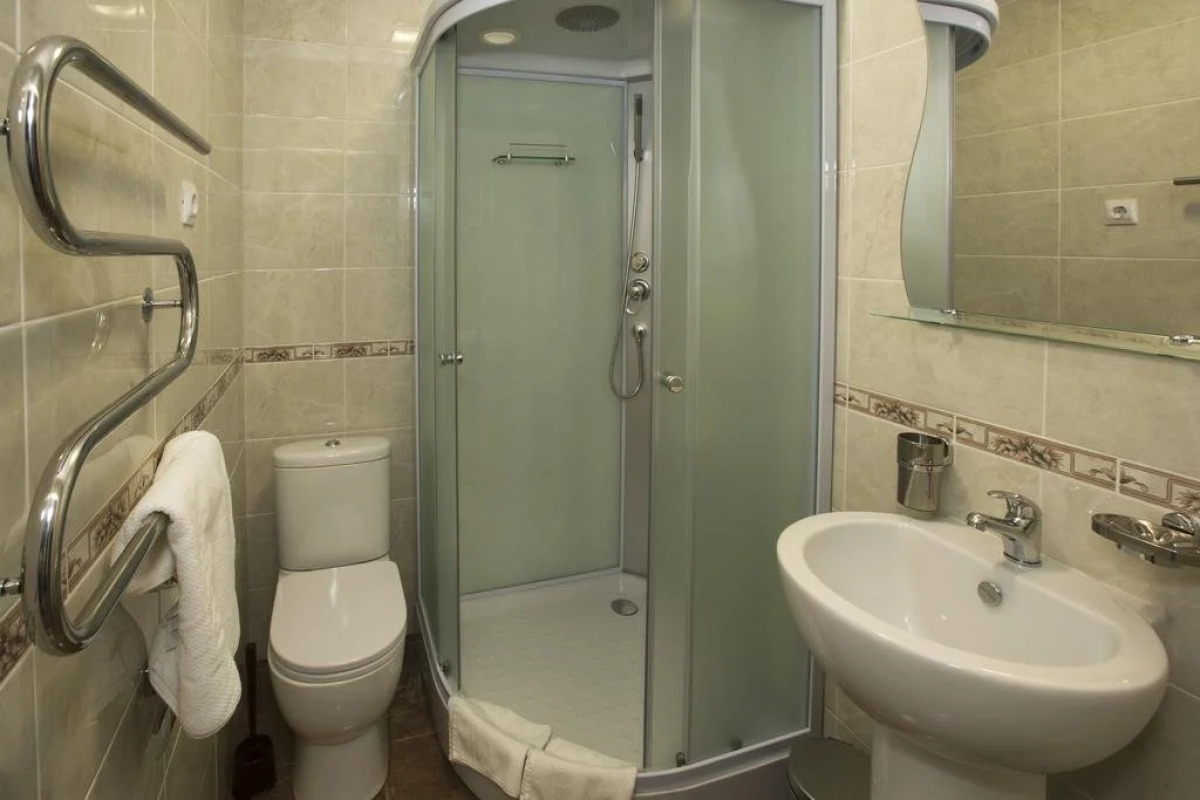 Придворовъ