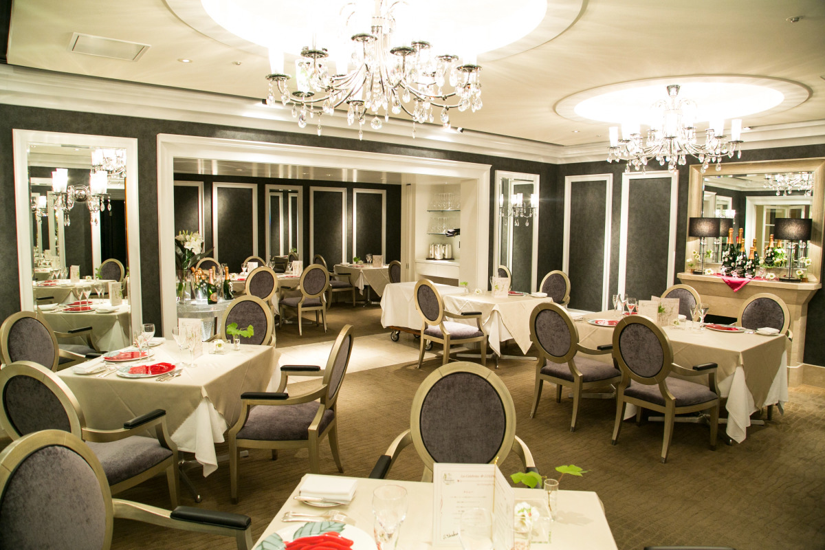 Отель Nikko Osaka