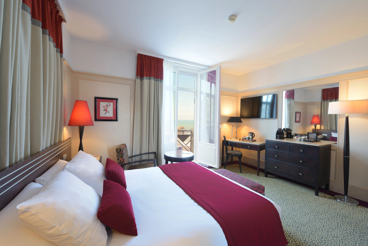 Hotel Plaza Biarritz Plage - Handwritten Collection