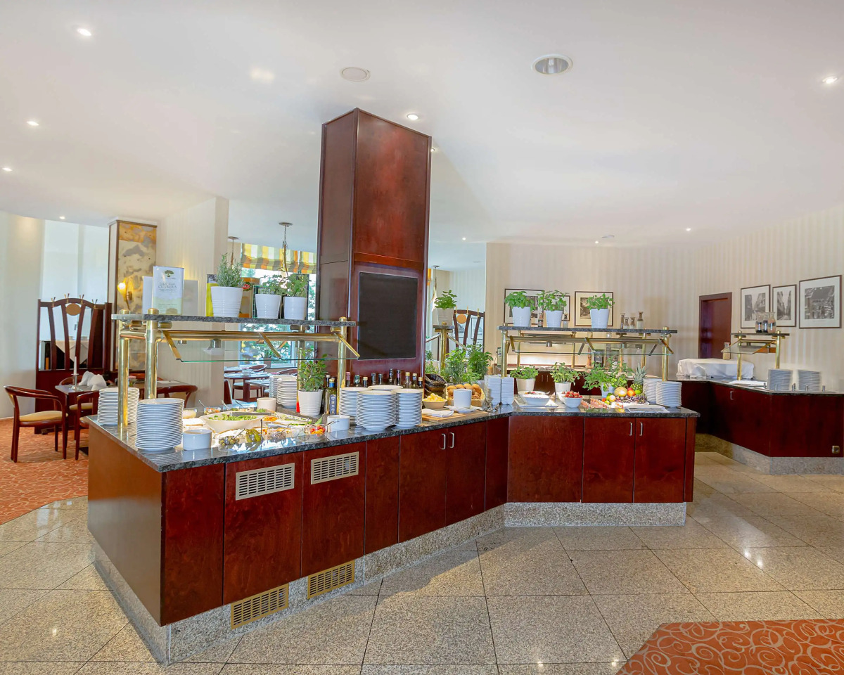 Dorint Hotel Leipzig (ex. Mercure Hotel Leipzig Am Johannisplatz)