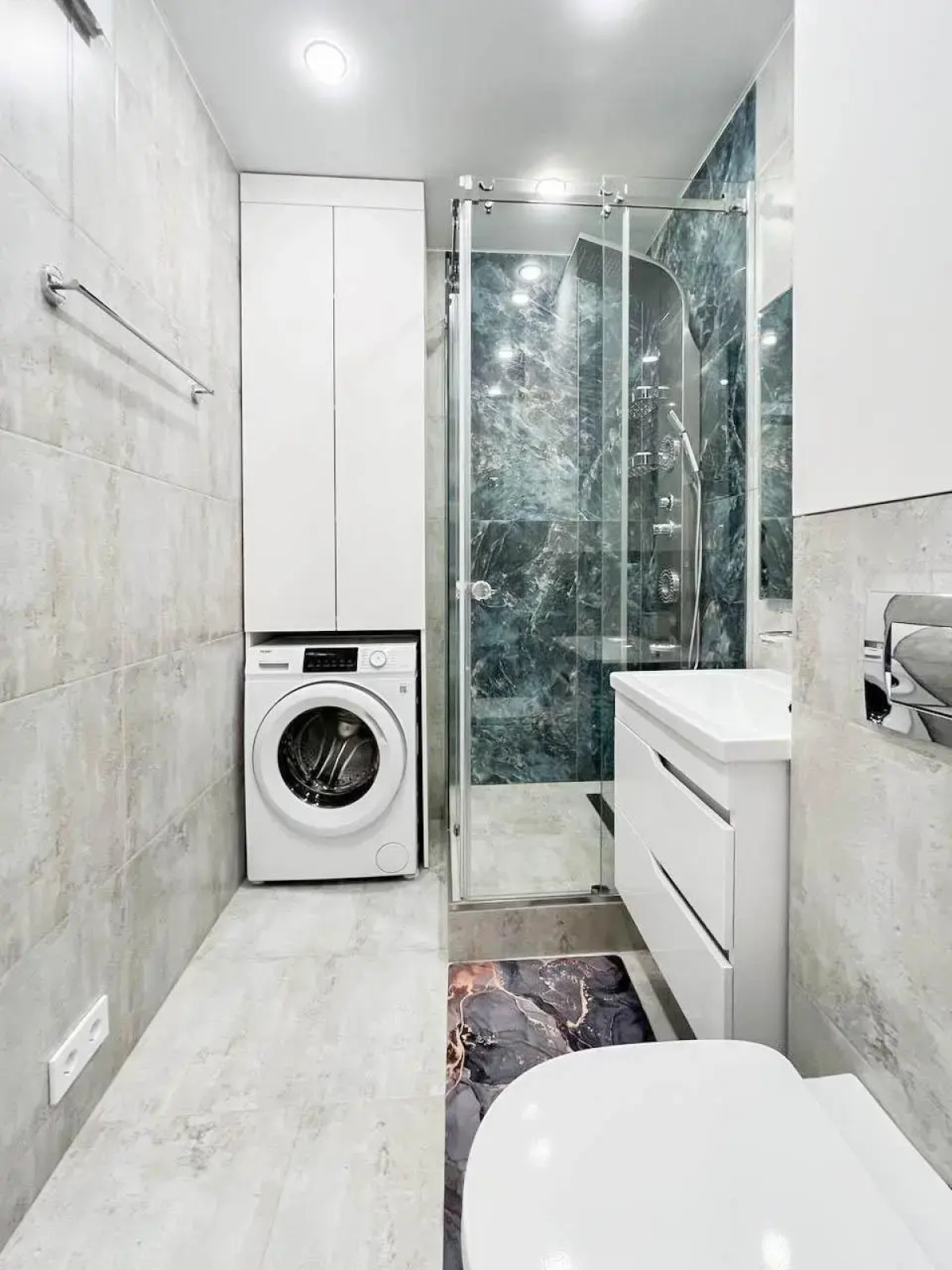 Апартаменты на улице Виля Липатова 13