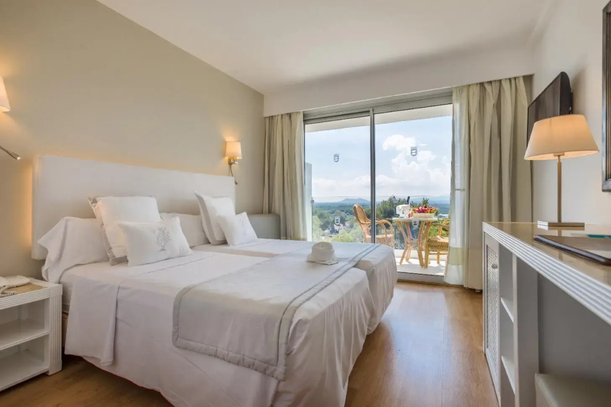 Playa Esperanza Resort