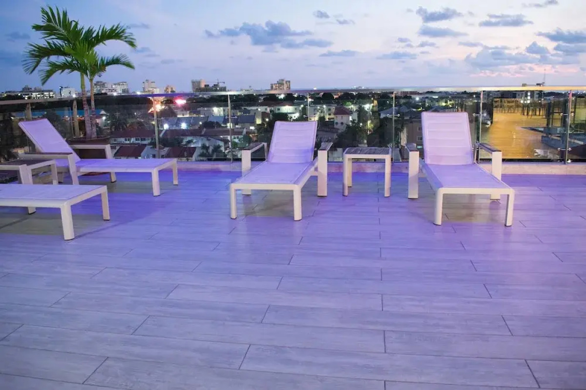 20 South Kingston Luxury Apartment