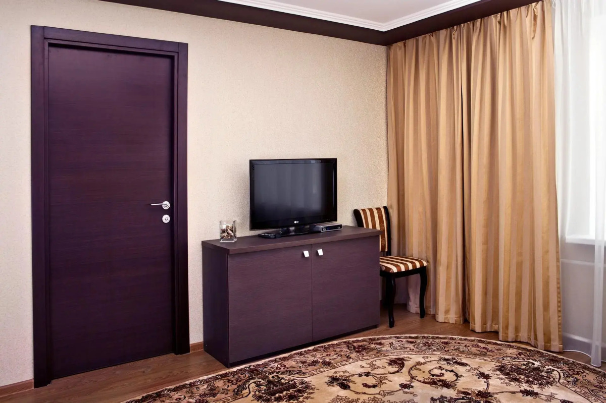 Отель Горняк