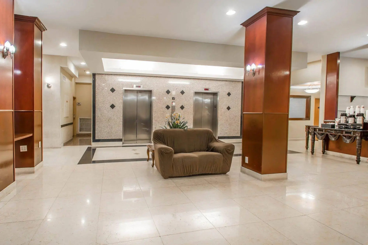 North Miami Beach Gardens Inn & Suites