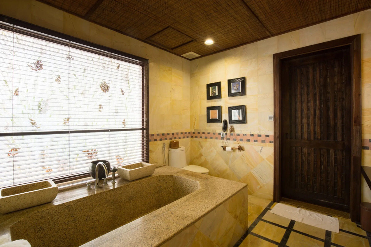 Diamond Bay Resort and Spa