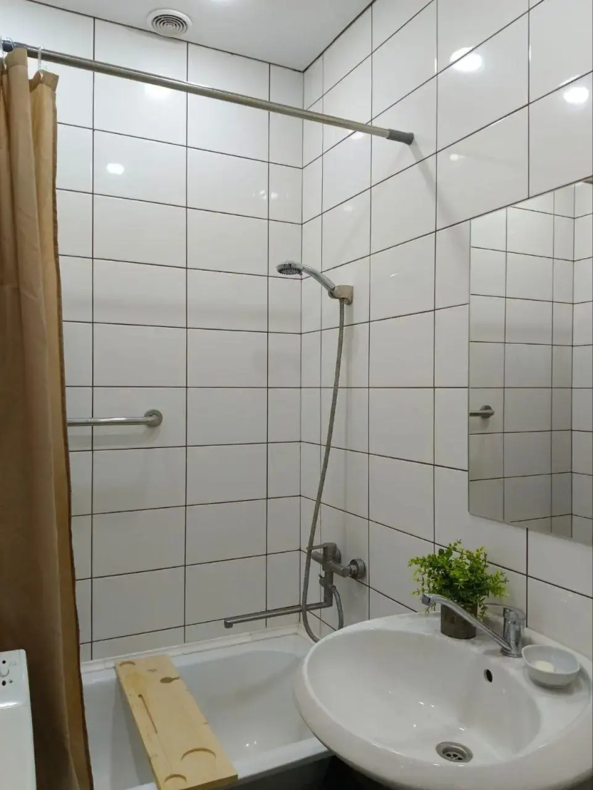 Rich House (Рич Хаус) на улице Рахимьяна Насырова 3