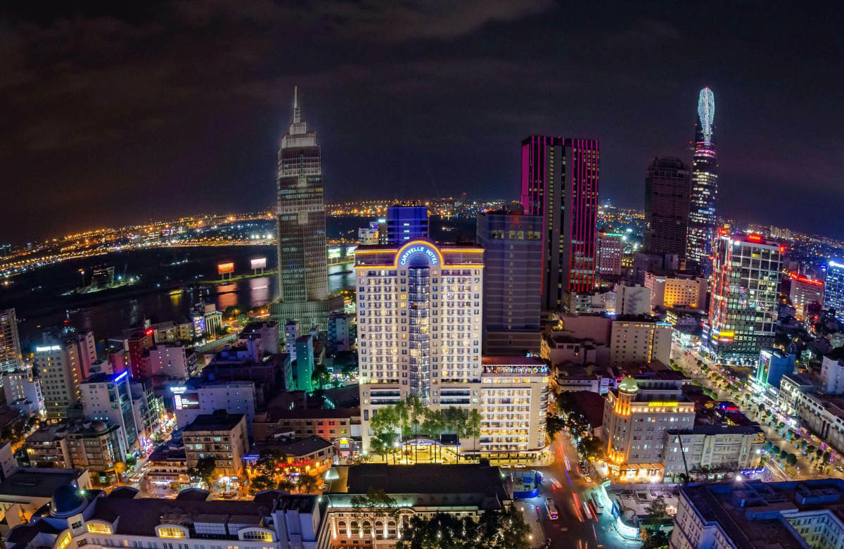 Отель Caravelle Saigon