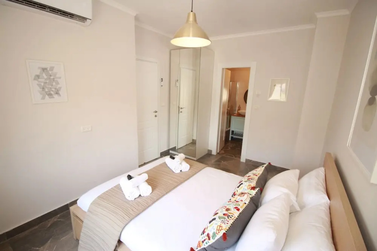 Gabriel Apartments - Stylish Suites - King George ST