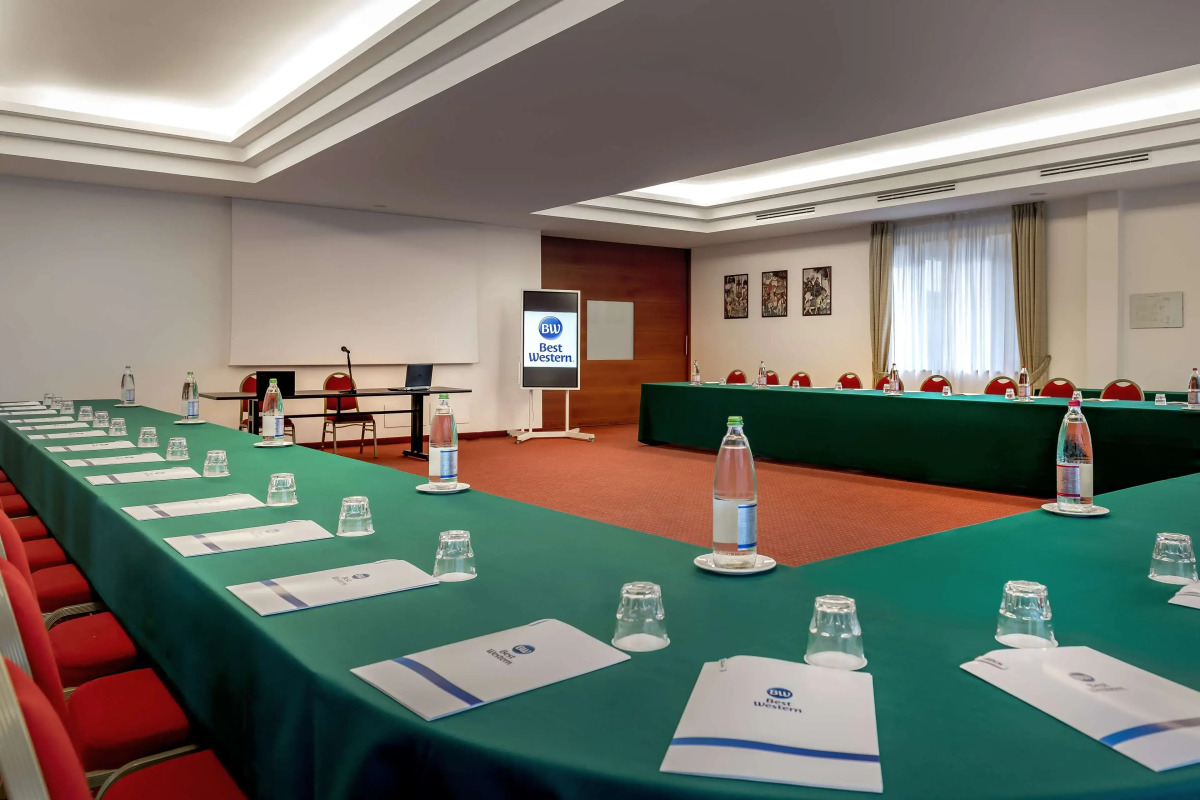 Best Western Hotel Cavalieri Della Corona