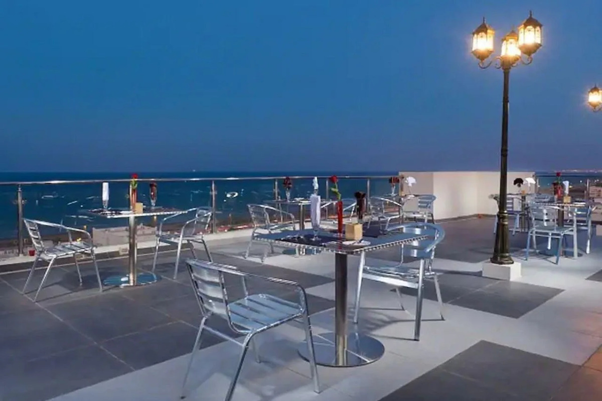 Al Hail Waves Hotel Managed By Centara