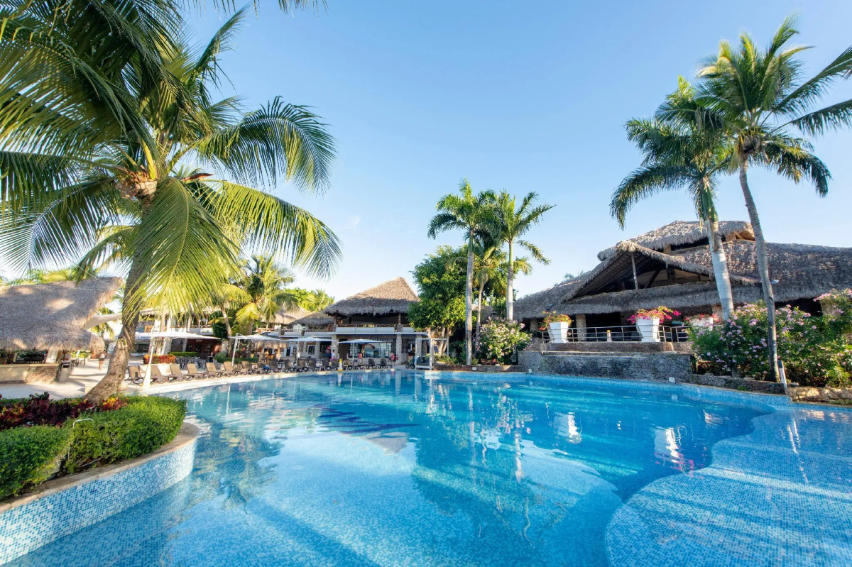 Viva Wyndham Dominicus Beach Resort — All Inclusive