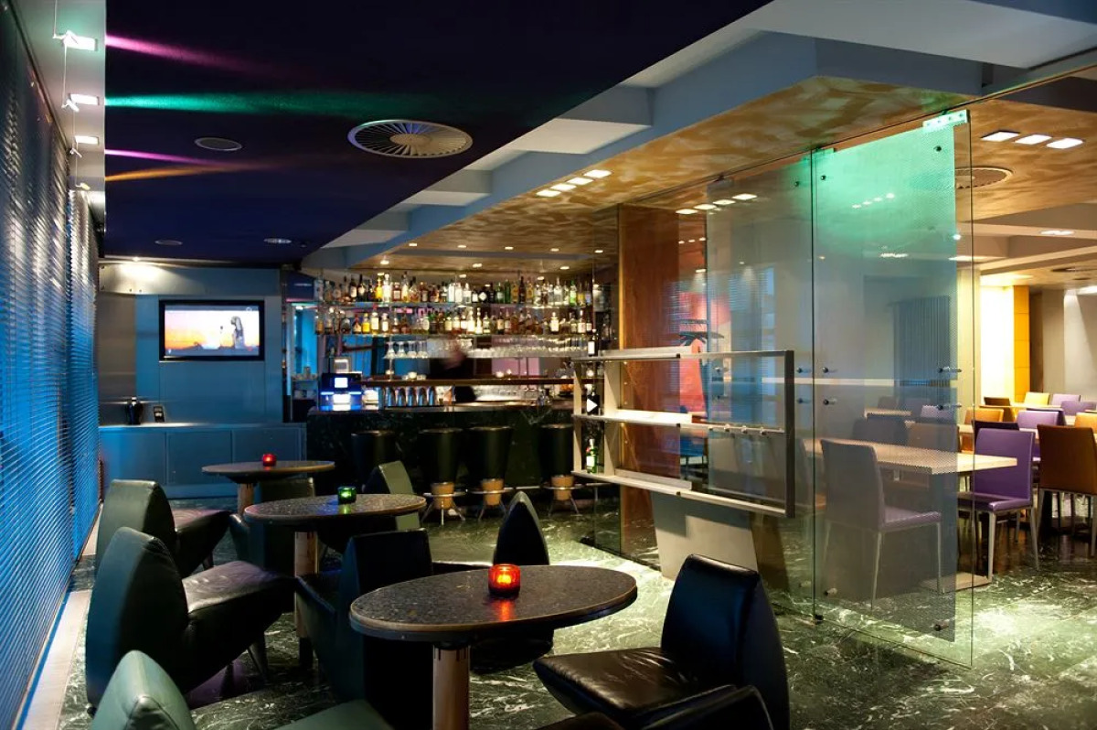 Отель Premier Inn Koeln City Centre