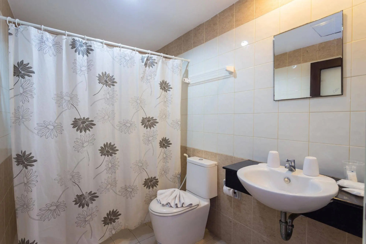 Sharaya Patong Hotel