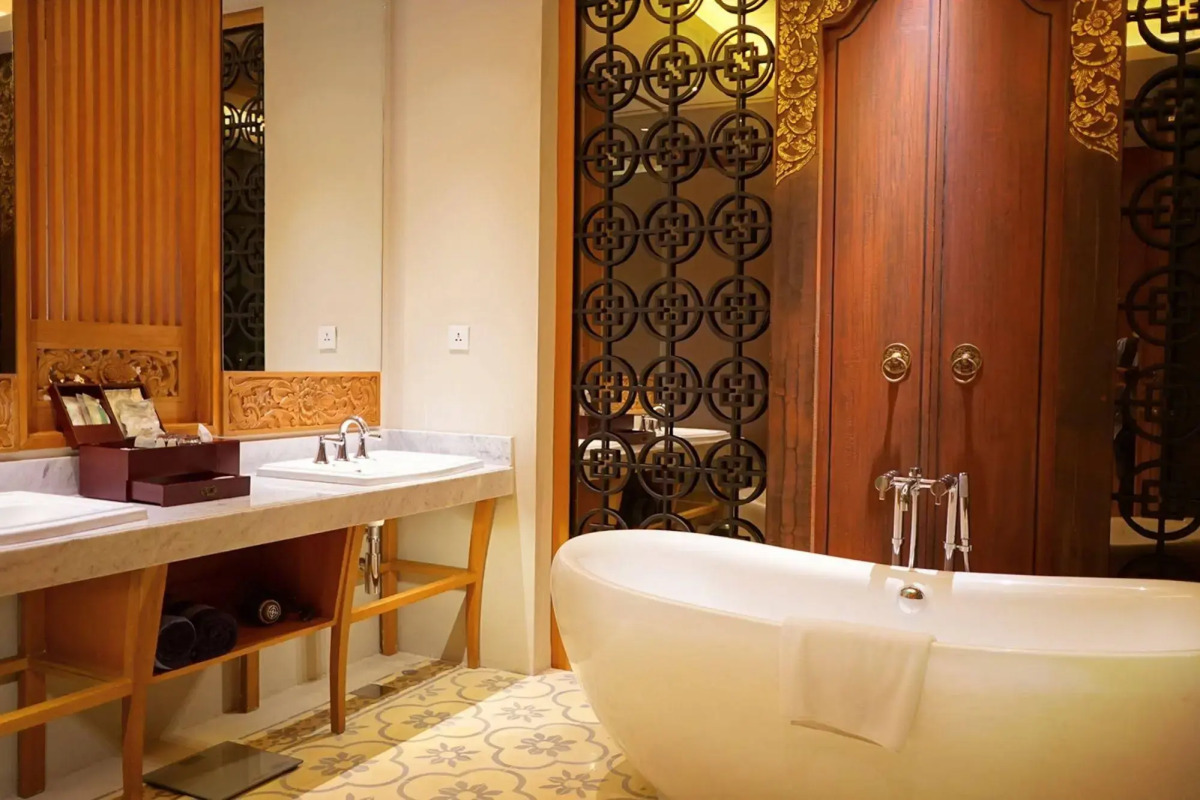 Swarga Suites Bali Berawa, Marclan Collection