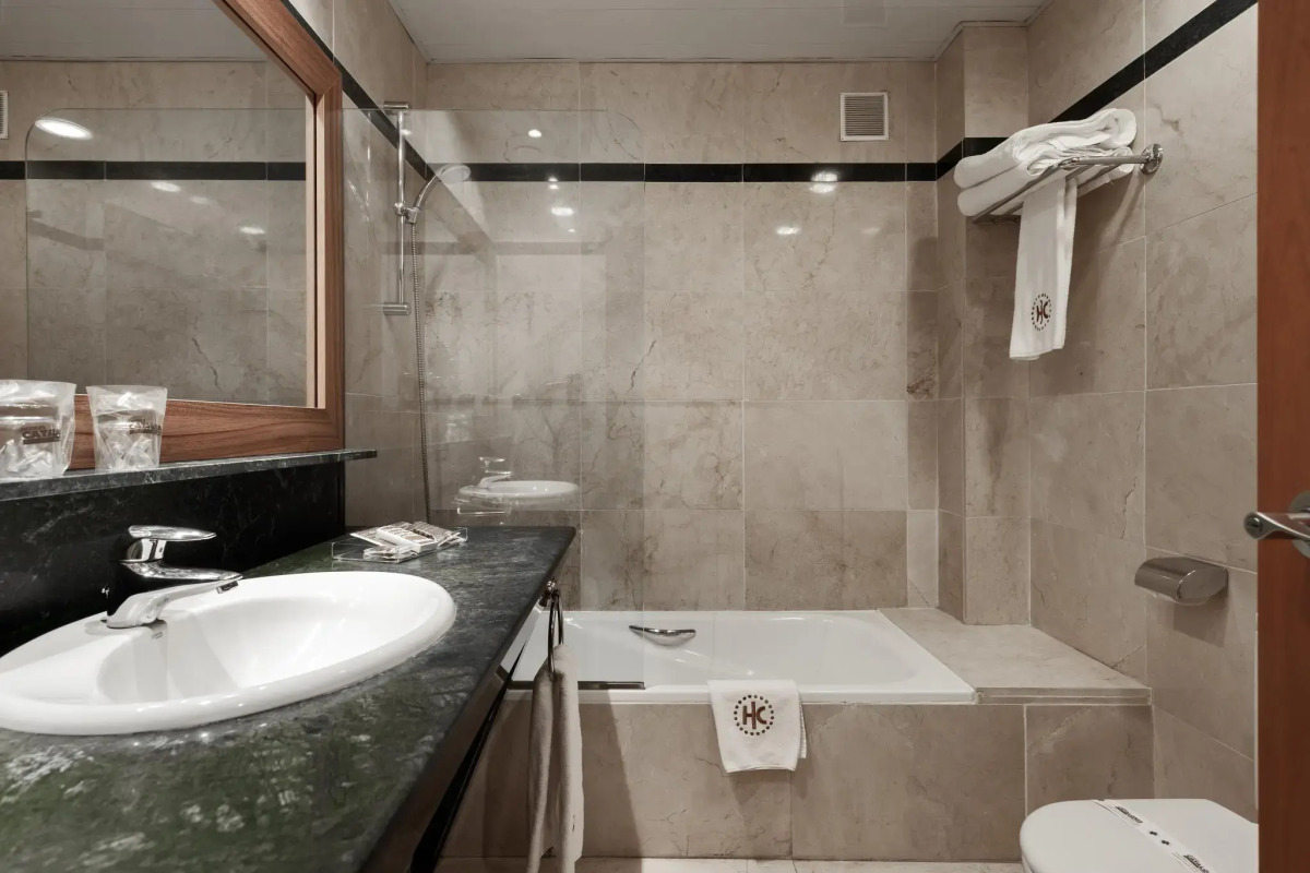 Catalonia Puerta del Sol