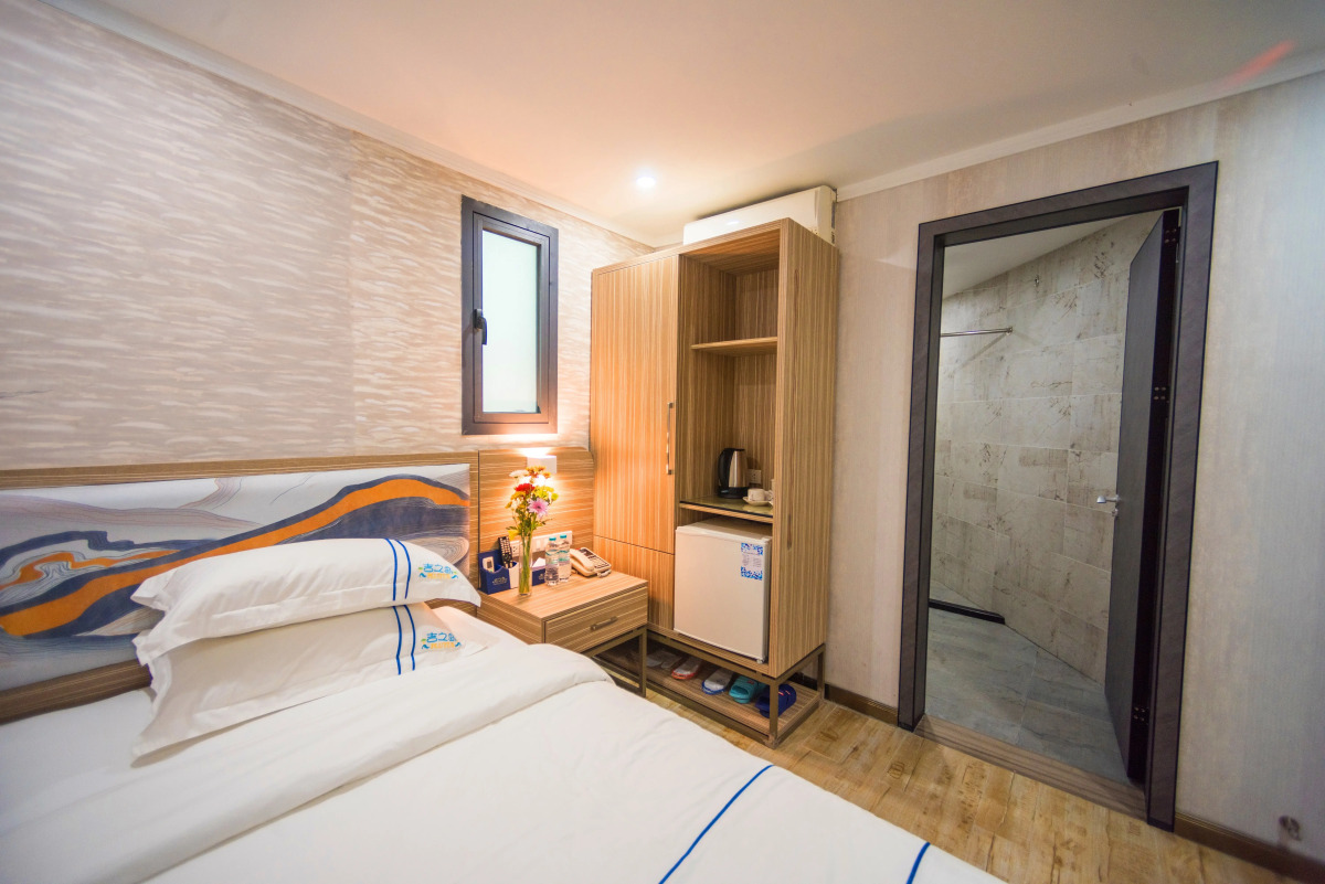 Erus Suites Hotel Boracay