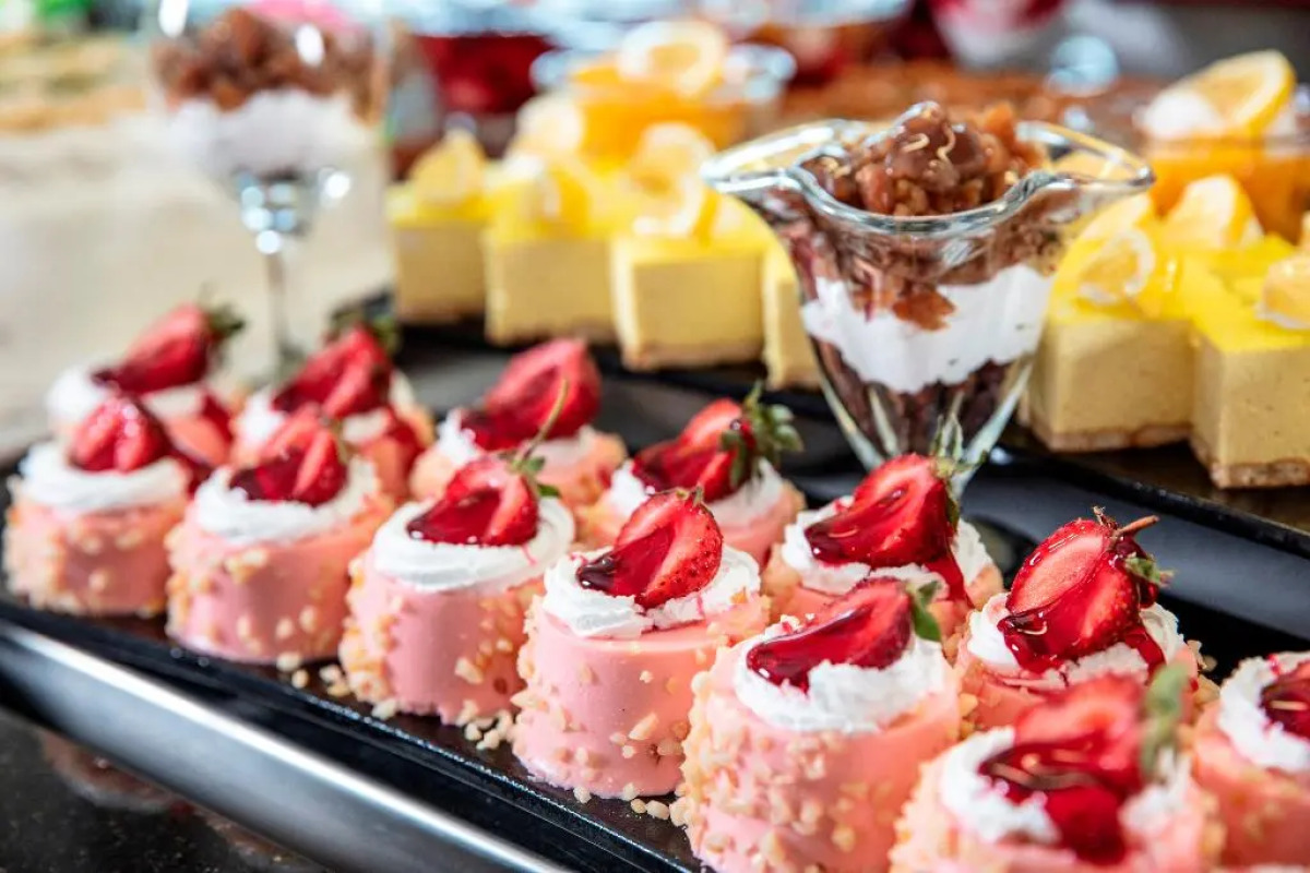 Charisma De Luxe Hotel