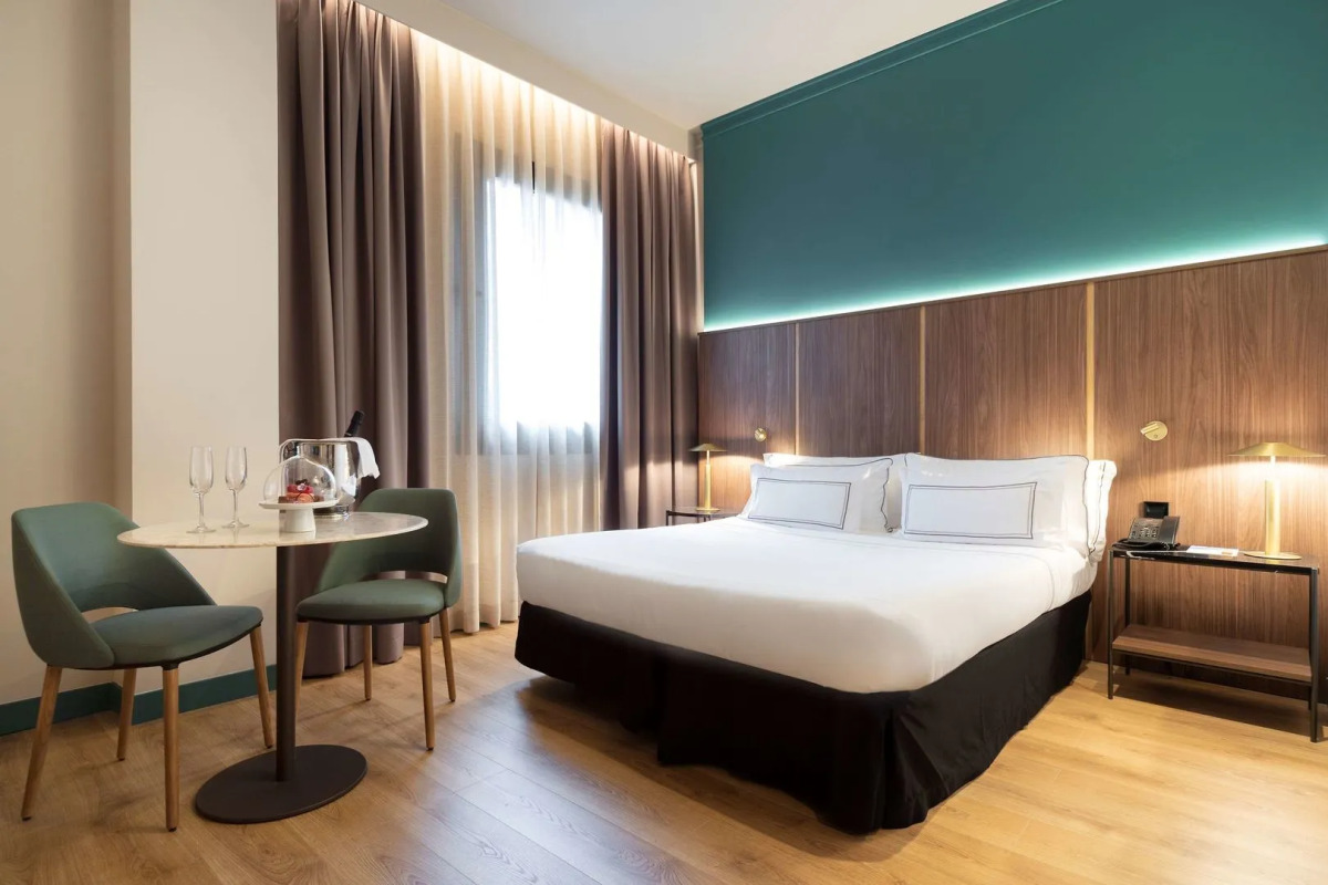 Отель Melia Milano