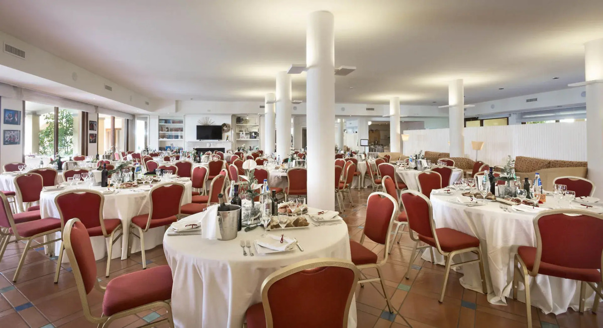 Отель Santa Gilla